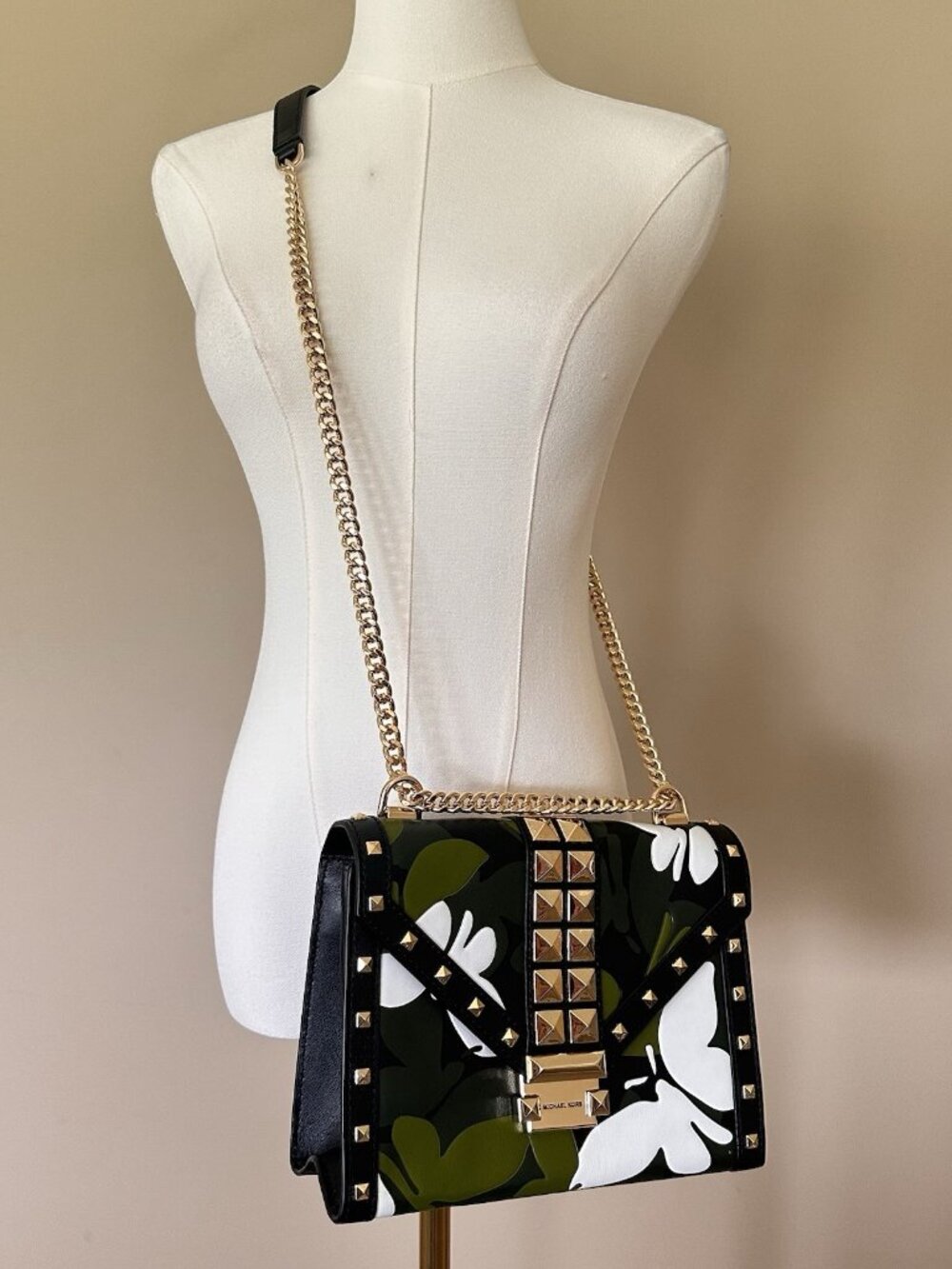 NWT Michael Kors Whitney Butterfly Camo Bag Black Leather Shoulder Crossbody Y2K - Picture 2 of 11